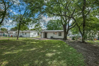 637 N 4th Street, Garland, TX 75040 - Photo 18