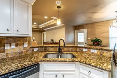 3013 Dante Drive, Corpus Christi, TX 78415 - Photo 6