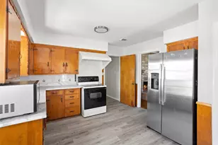 203 N Main St, Red Oak, TX 75154 - Photo 12