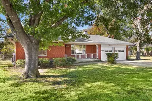 203 N Main St, Red Oak, TX 75154 - Photo 2