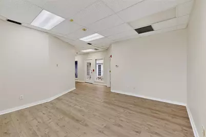 10098 Royal Lane, Dallas, TX 75238 - Photo 6