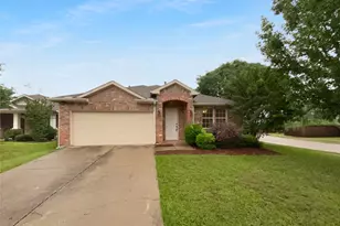 4404 Coldbrook Ln, Sachse, TX 75048 - Photo 2