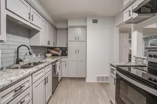 75 1 Main Pl, Benbrook, TX 76126 - Photo 12