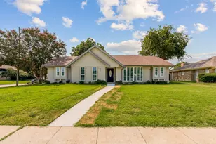 900 Lexington Dr, Plano, TX 75075 - Photo 2