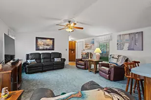 1075 Walnut Creek Rd, Gordonville, TX 76245 - Photo 16