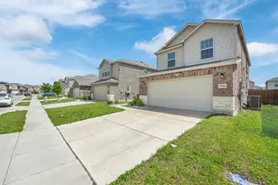 1335 Panorama Dr, Forney, TX 75126 - Photo 2