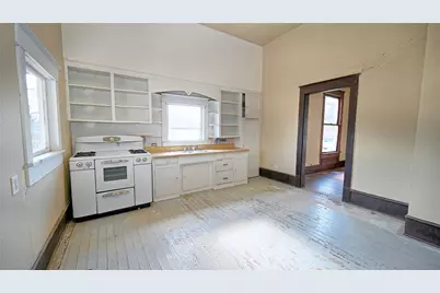 400 S Broad Street, Saint Jo, TX 76265 - Photo 10