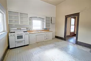 400 S Broad St, Saint Jo, TX 76265 - Photo 10