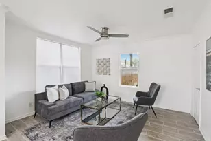 1107 S Waverly Dr, Dallas, TX 75208 - Photo 4