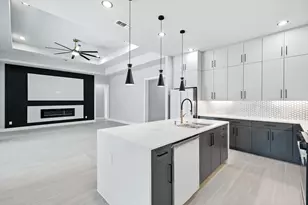 1068 Glenoaks Dr, Weatherford, TX 76088 - Photo 12