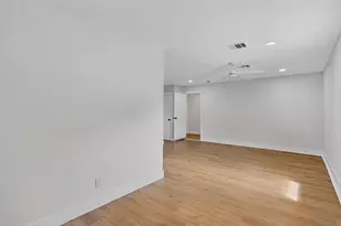 5920 Keeneland Pkwy, Dallas, TX 75211 - Photo 12