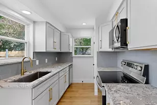 5920 Keeneland Pkwy, Dallas, TX 75211 - Photo 4