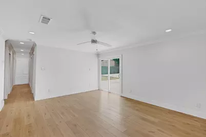 5920 Keeneland Parkway, Dallas, TX 75211 - Photo 16