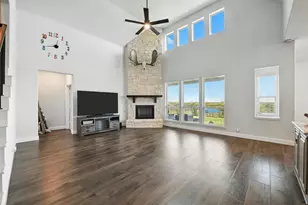 1012 Emerald Trce Dr, Justin, TX 76247 - Photo 40