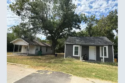 588 S Minter Street, Stephenville, TX 76401 - Photo 1