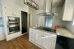 407 S Tyler St, McGregor, TX 76657 - Photo 6