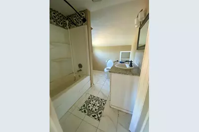 407 S Tyler Street, McGregor, TX 76657 - Photo 12