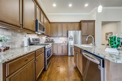 11800 Southerland Drive, Denton, TX 76207 - Photo 12