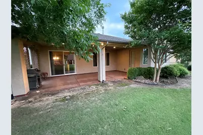 11800 Southerland Drive, Denton, TX 76207 - Photo 26