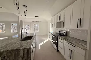 504 Bellaire Cir, Mineral Wells, TX 76067 - Photo 6