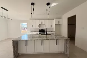 504 Bellaire Cir, Mineral Wells, TX 76067 - Photo 4