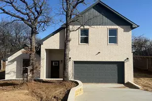 504 Bellaire Cir, Mineral Wells, TX 76067 - Photo 2