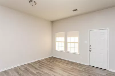 1910 S Uhl Road, Glenn Heights, TX 75154 - Photo 6