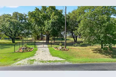 288 Locust Road, Pottsboro, TX 75076 - Photo 2