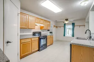 10264 W Rancho Diego Ln, Fort Worth, TX 76036 - Photo 14