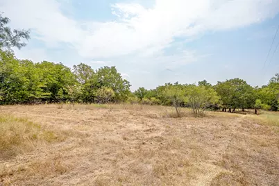 205 Pheasant Run, Sunset, TX 76270 - Photo 4