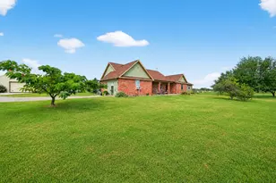 551 Massey Rd, Gunter, TX 75058 - Photo 1