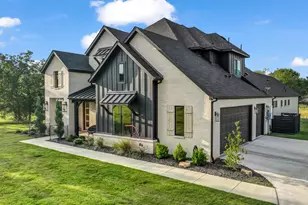 141 Lakeside Dr, Lipan, TX 76462 - Photo 2