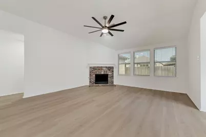 9105 Oldwest Trail, Fort Worth, TX 76131 - Photo 8