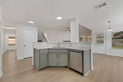 9105 Oldwest Trail, Fort Worth, TX 76131 - Photo 14