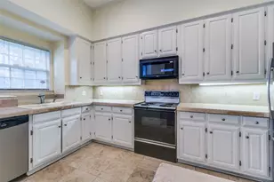 4511 Gilbert Ave, Dallas, TX 75219 - Photo 6