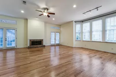 4511 Gilbert Avenue #106, Dallas, TX 75219 - Photo 2