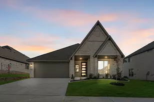 214 Comanche Trail, Alvarado, TX 76009 - Photo 2