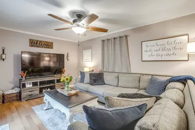 312 Gardenia Court, Burleson, TX 76028 - Photo 18