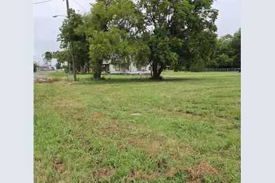 901 S 13th, Honey Grove, TX 75446 - Photo 1