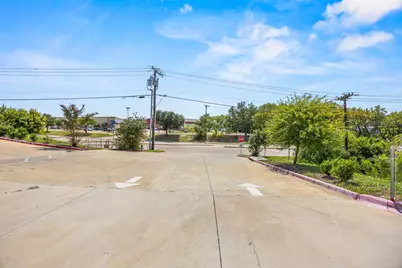 2531 W Ledbetter Drive W, Dallas, TX 75233 - Photo 10