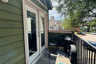 9837 Walnut St, Dallas, TX 75243 - Photo 6