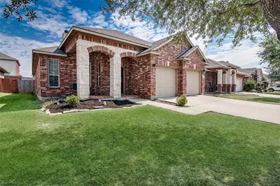 904 Sheryn Drive, Burleson, TX 76028 - Photo 2