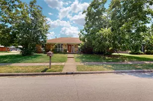 602 Brookfield Dr, Garland, TX 75040 - Photo 1