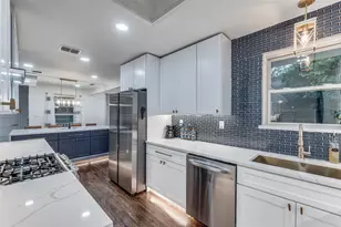 9026 Livenshire Dr, Dallas, TX 75238 - Photo 10