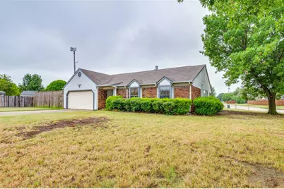 3620 Glenview Drive, Corinth, TX 76210 - Photo 1