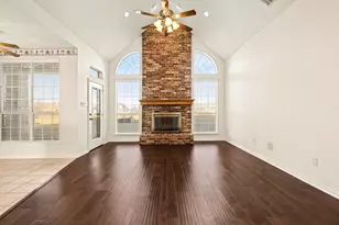 1001 W Remington Park Dr, Terrell, TX 75160 - Photo 2
