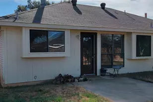 2600 Echo Point Dr, Fort Worth, TX 76123 - Photo 16