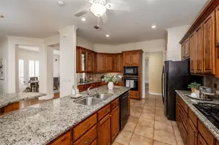 1205 Stoneoak Dr, McKinney, TX 75072 - Photo 14