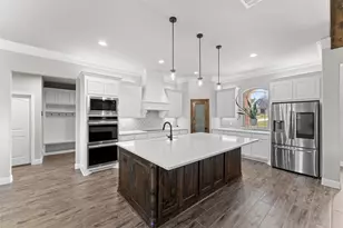 1055 Meadow Wood Ter, Azle, TX 76020 - Photo 10