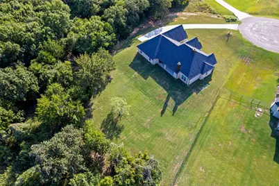 1055 Meadow Wood Terrace, Azle, TX 76020 - Photo 36